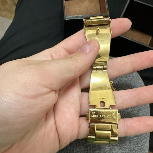 Michael Kors Watch women’s or unisex - Picture 5 of 13